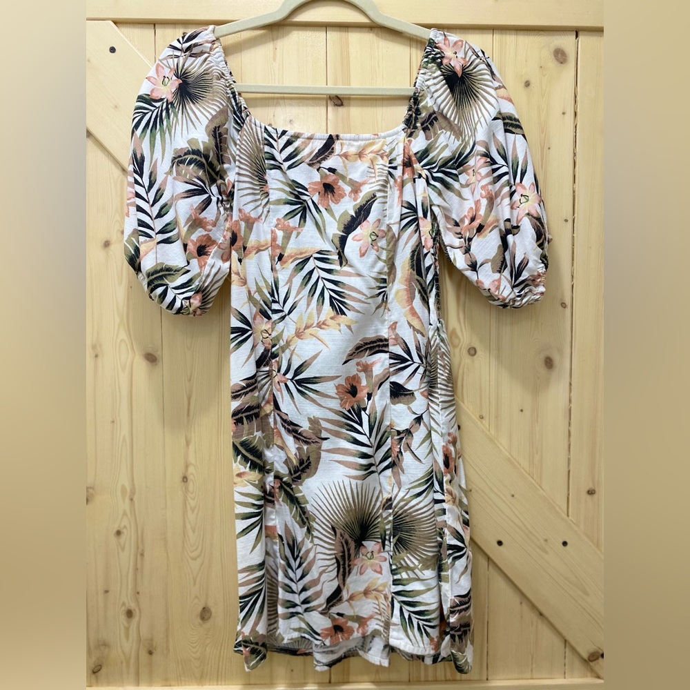 ❤️‍🔥❤️‍🔥Billabong Sunny Palm Branch Floral Puff Sleeved Green & Off White Dress